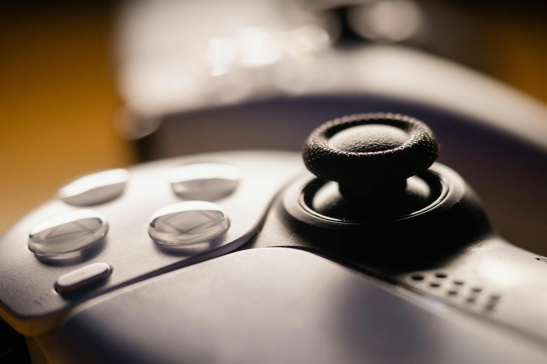 Remedy Revela Plano de Salvamento para Alan Wake e Control: Quem Vai Salvar a Fraternidade?