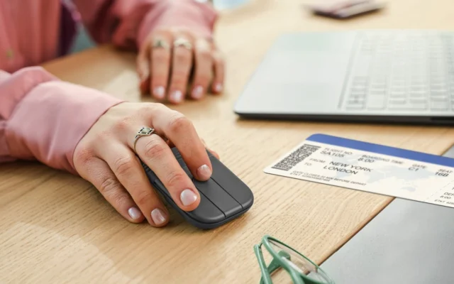 Logitech revoluciona mouse com design inovador e carregamento rápido