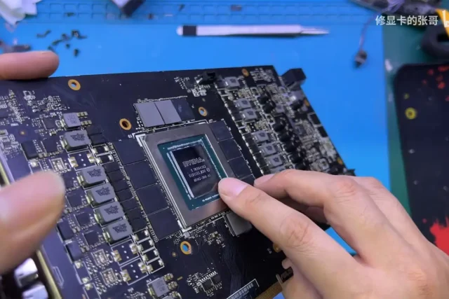 RTX 4090: Placa de Vídeo com Chip de Plástico?