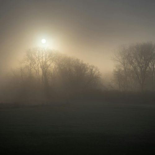 007 Primeiro Luz: um Jogo de Espiões com uma Dose de Hitman