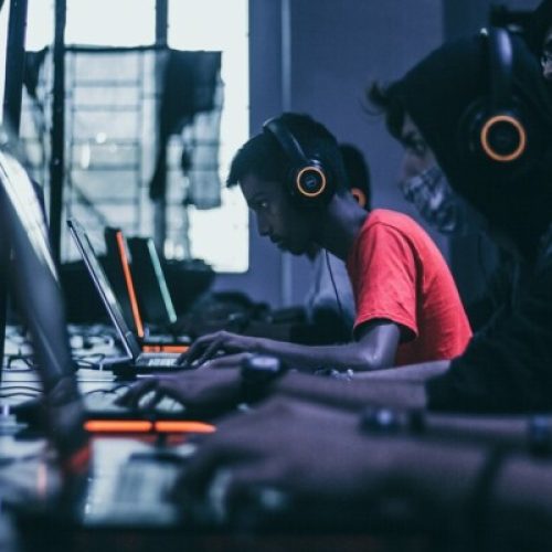 A Grande Saída: Desenvolvedores de Jogos Buscam Abandonar a Indústria