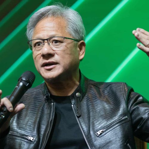 CEO da NVIDIA rebate temores de IA roubando empregos