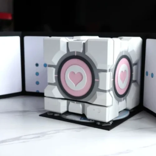 Dbrand não faz mais Companion Cube para Steam Machine