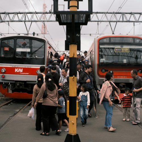 Diana, a Garota do Futuro, Invita VTubers a Se Juntarem na Lua