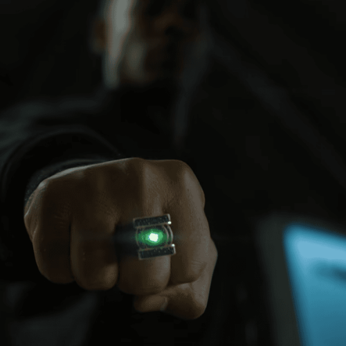 Lanternas: Surpreendente Teaser Revela Mistérios de Hal e John!