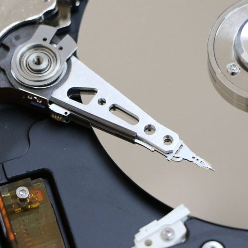 O Poder do Berro: HDDs mais Lento se Você Shout Neles?