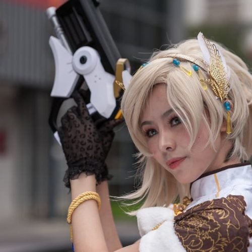 Overwatch Recebe Nova Heroína com Arma de Choque e Ganchos de Aço