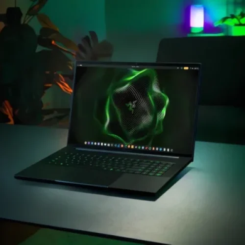 Razer Liga Fogo à Cadeira com Otimismo, Lança Notebook Blade 18 2026