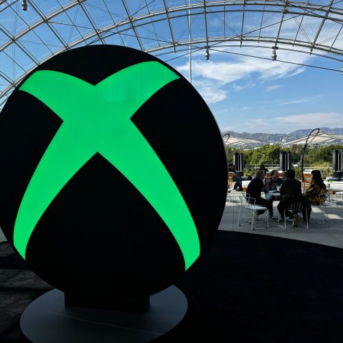 Xbox Studios em Risco: Compulsion, Double Fine e Ninja Theory podem Fechar